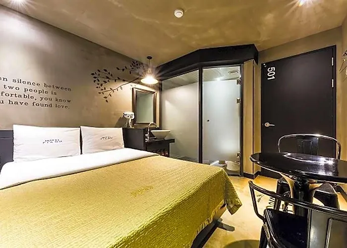 Hotel Seongbuk Piano 2*