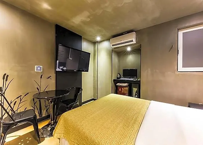 Seongbuk Piano Hotel Seúl