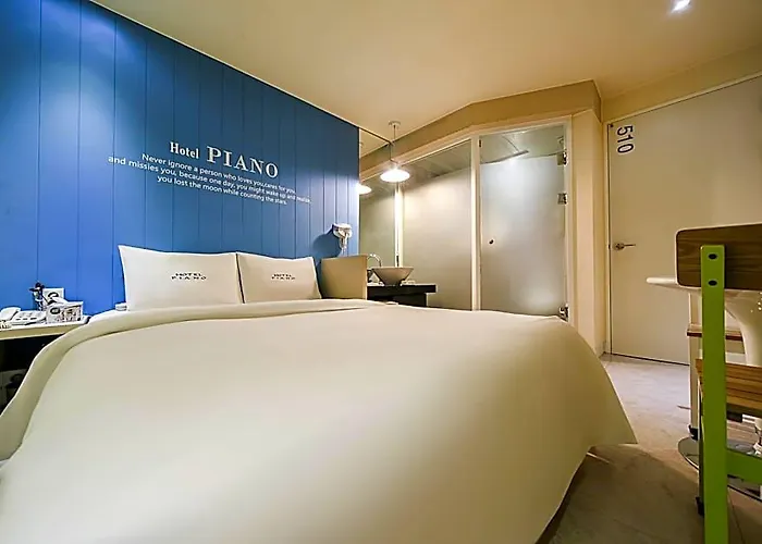 Seongbuk Piano Hotel 2*